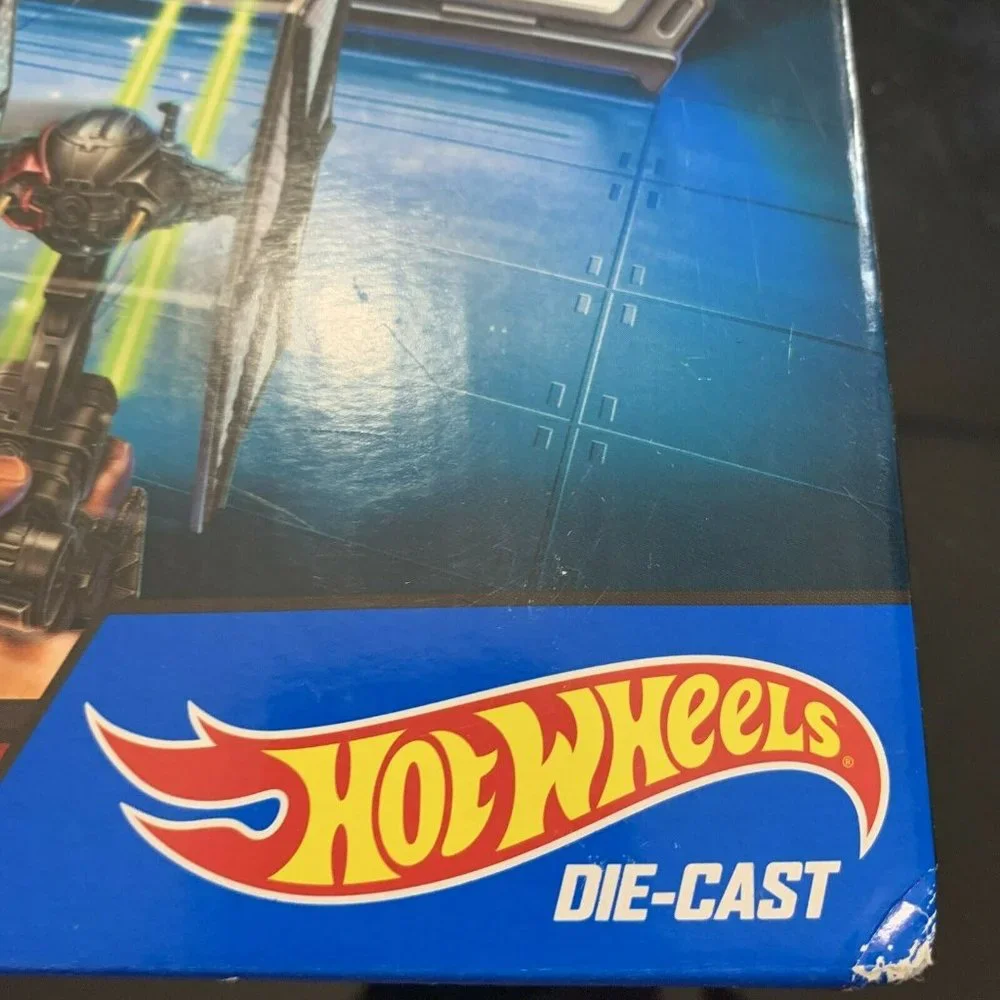 Hot Wheels Star Wars: Force Awakens First Order Tie Fighter Blast out Battle Set